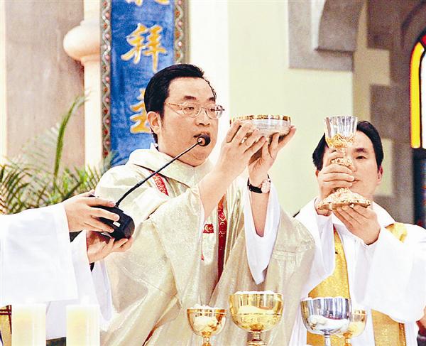 Vatican-Approved Bishop Detained By Chinese Authorities